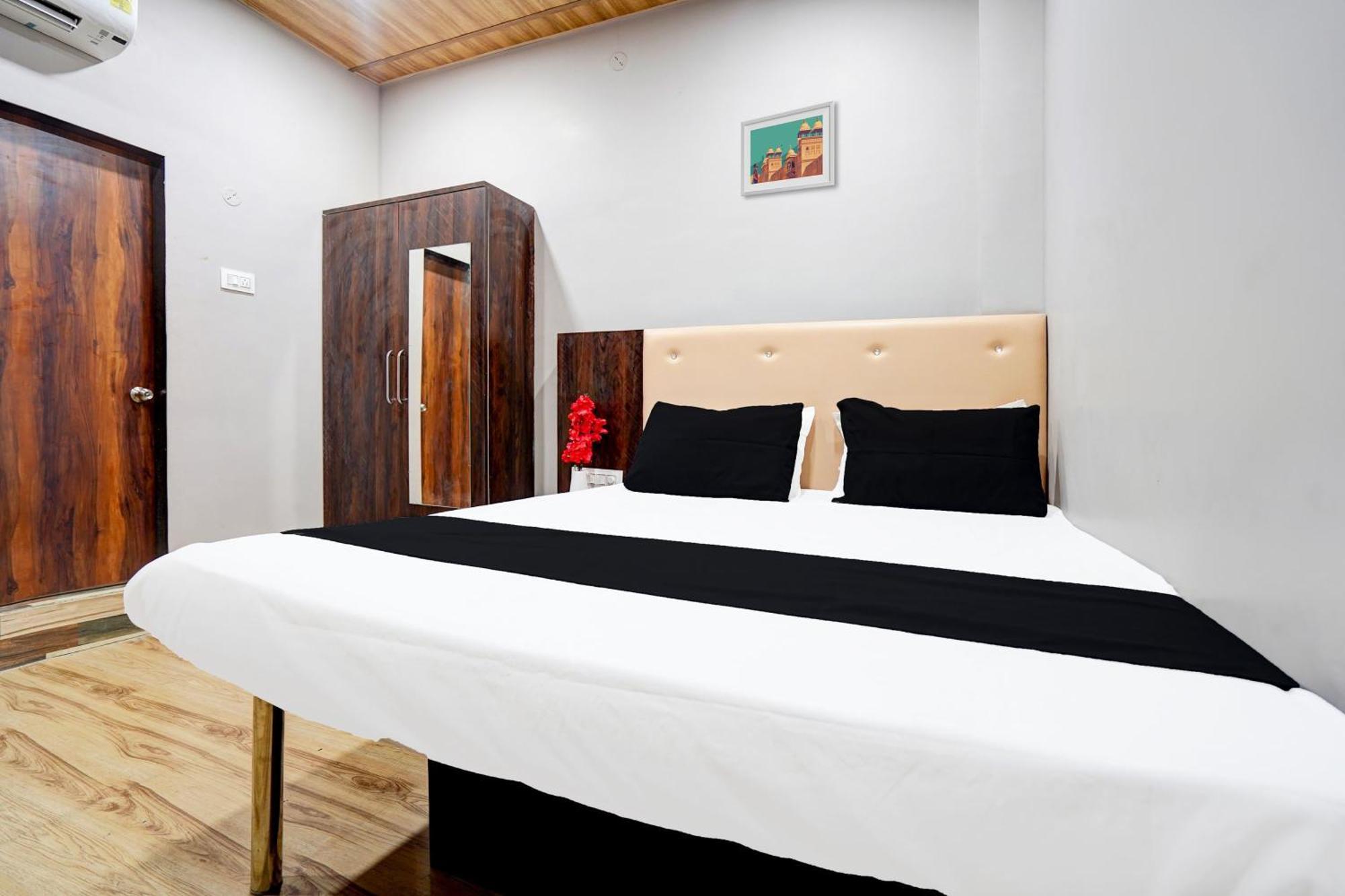 Hotel O New Sai Resort Нагпур Екстериор снимка