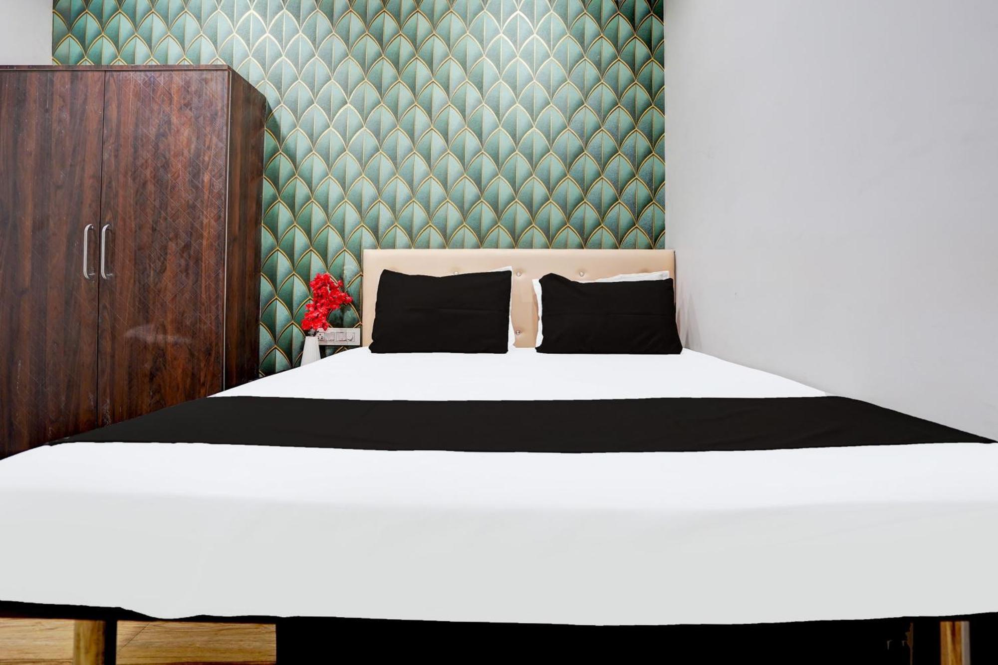 Hotel O New Sai Resort Нагпур Екстериор снимка