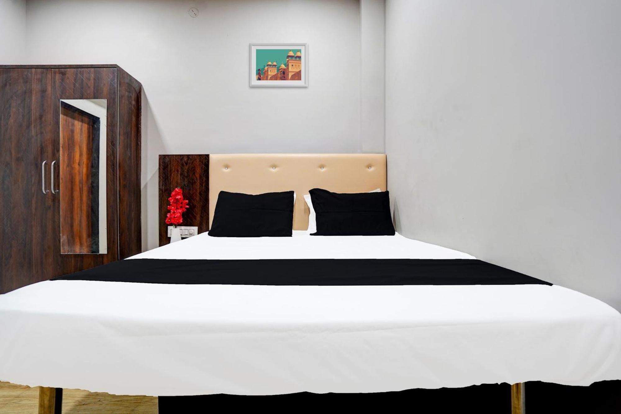 Hotel O New Sai Resort Нагпур Екстериор снимка