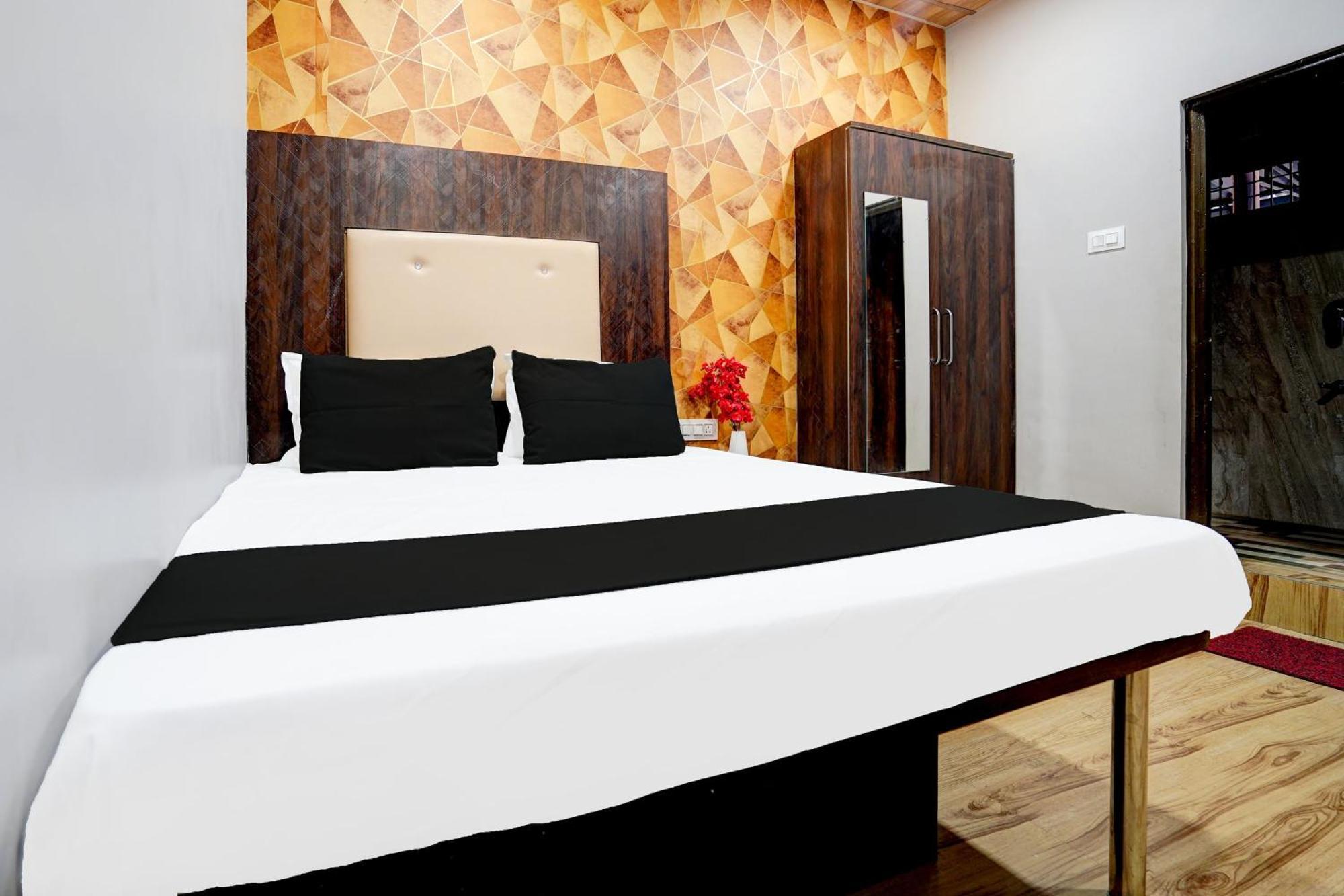 Hotel O New Sai Resort Нагпур Екстериор снимка