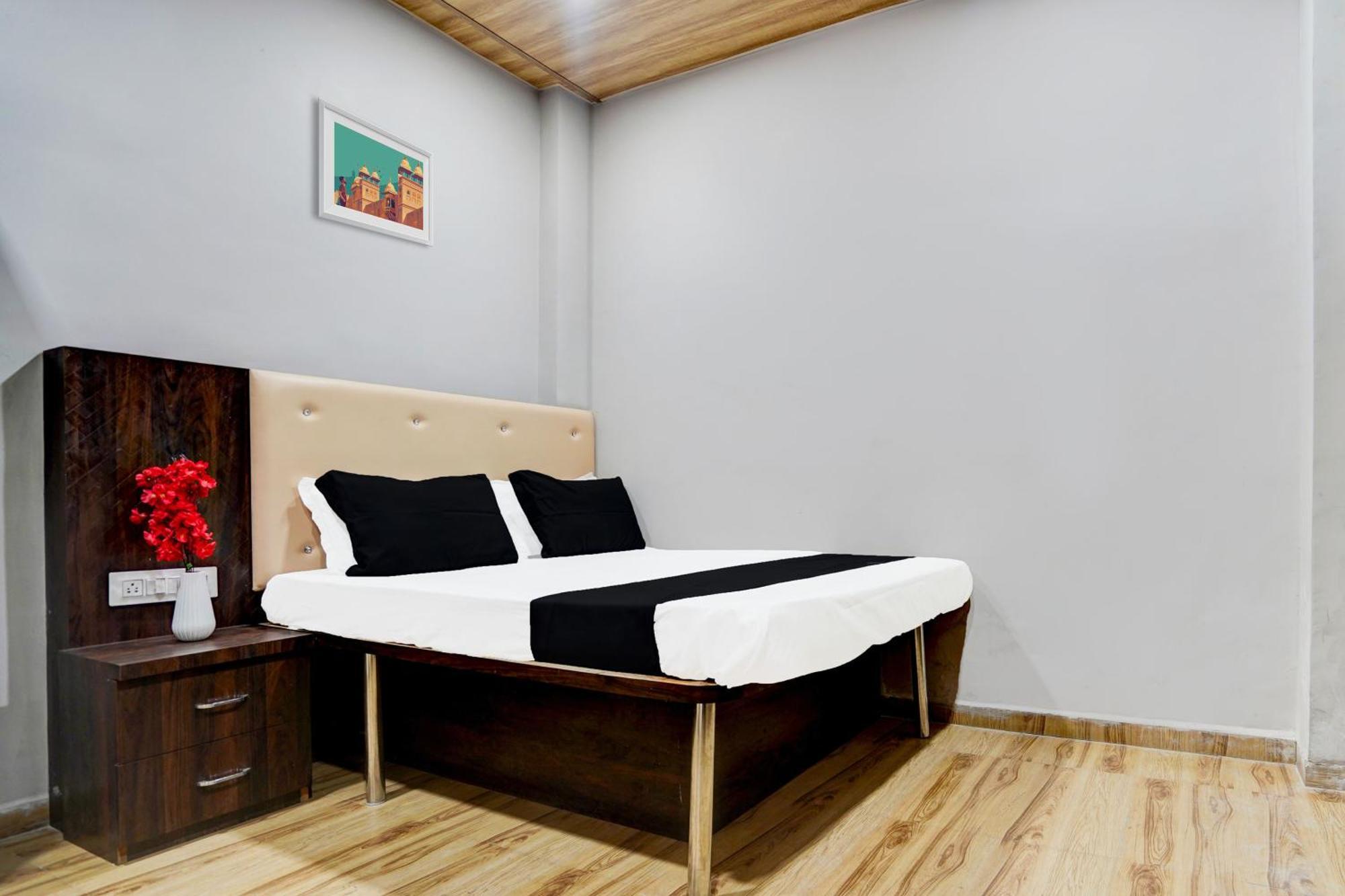 Hotel O New Sai Resort Нагпур Екстериор снимка
