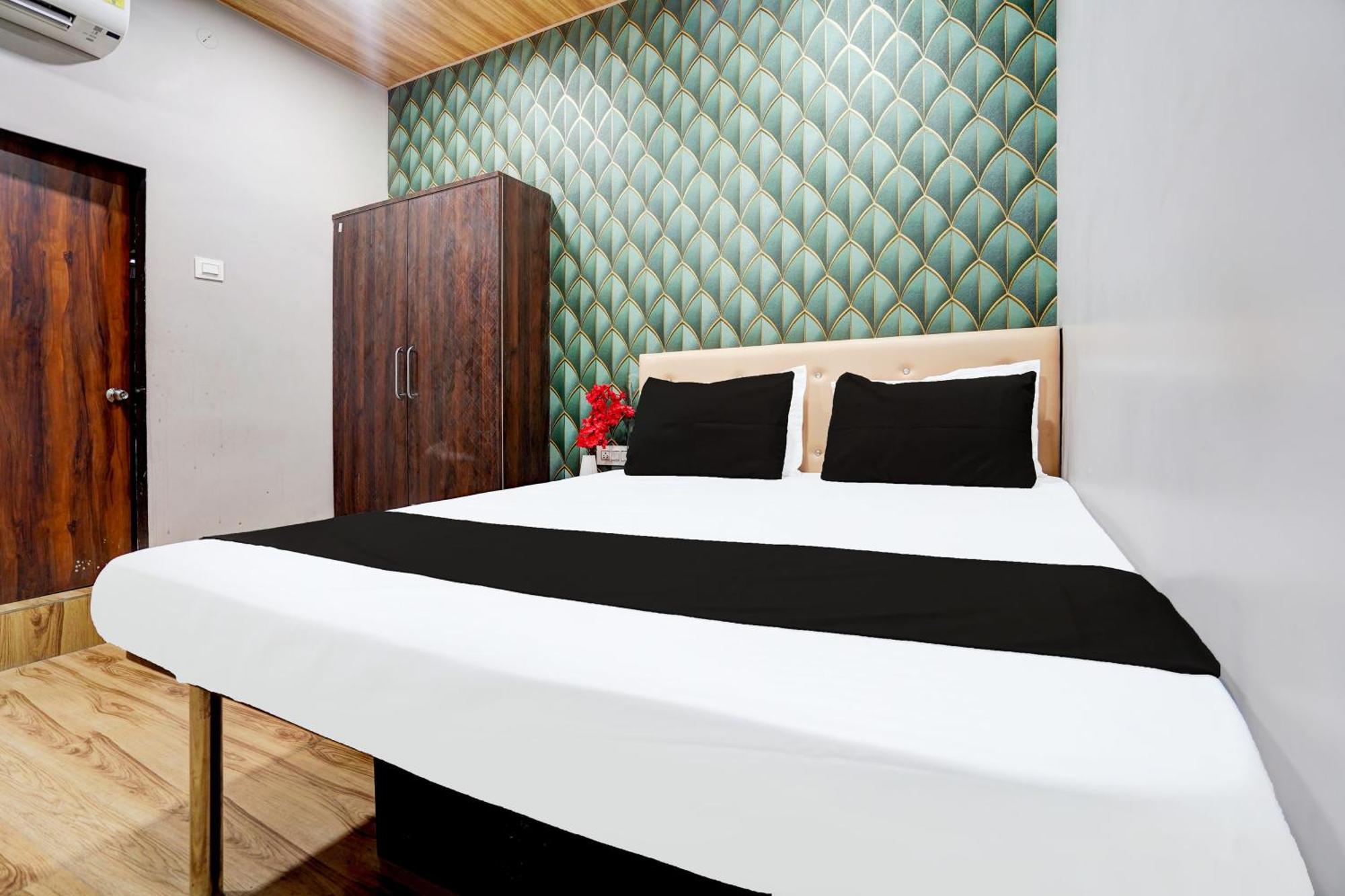 Hotel O New Sai Resort Нагпур Екстериор снимка